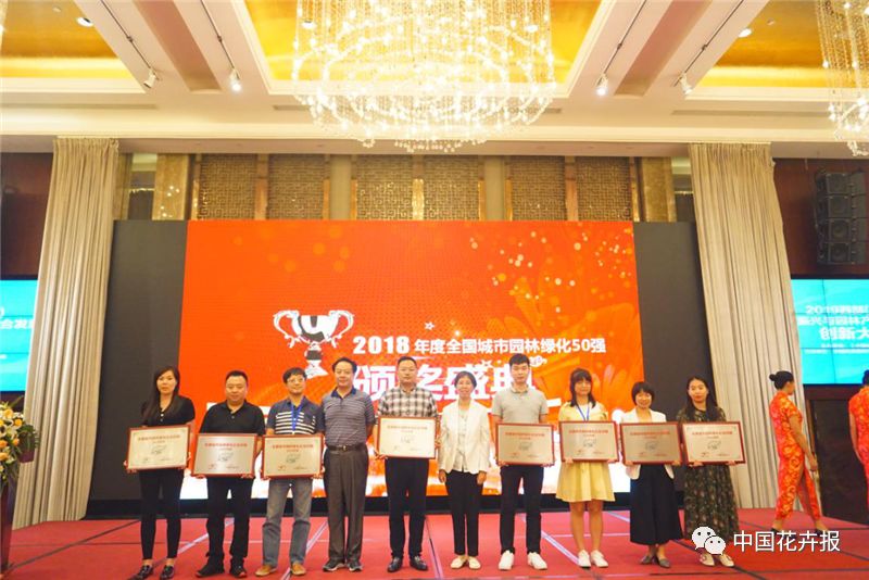 5e030c22de565.jpg 5e030c22de565.jpg